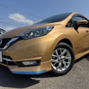 2017 Nissan Note gold gasoline used car Japan export