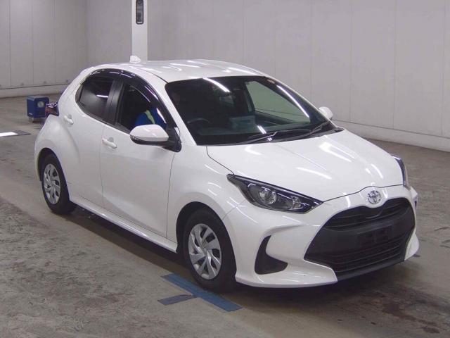 Ref:AUX-24886014 TOYOTA YARIS 2021 1 2021 Toyota Yaris white gasoline used car Japan export