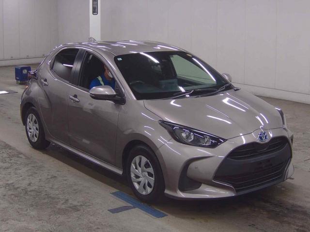 Ref:AUX-24887128 TOYOTA YARIS 2021 1 2021 Toyota Yaris tea gasoline used car Japan export