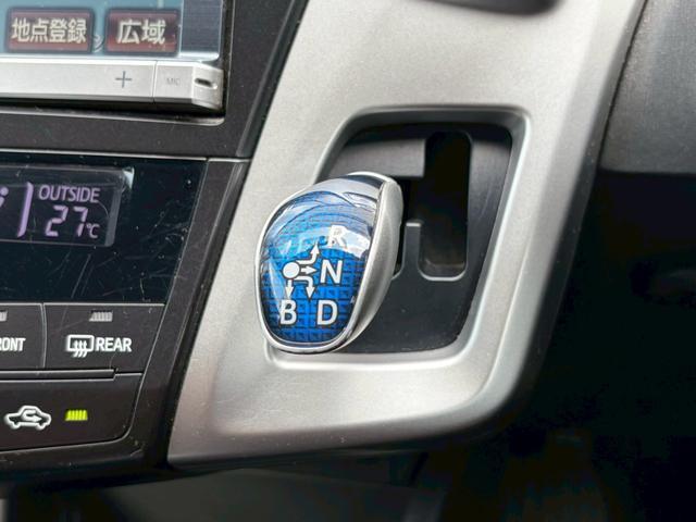 Ref:AUX-24891388 TOYOTA PRIUS ALPHA 2012 13 Ref:AUX-24891388 TOYOTA PRIUS ALPHA 2012 - Image 13