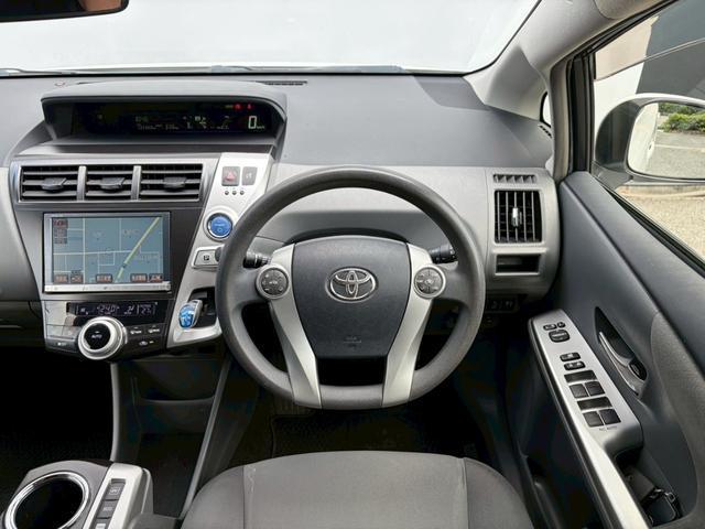 Ref:AUX-24891388 TOYOTA PRIUS ALPHA 2012 14 Ref:AUX-24891388 TOYOTA PRIUS ALPHA 2012 - Image 14