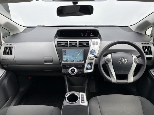 Ref:AUX-24891388 TOYOTA PRIUS ALPHA 2012 3 Ref:AUX-24891388 TOYOTA PRIUS ALPHA 2012 - Image 3