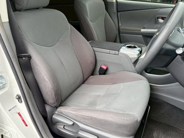 Ref:AUX-24891388 TOYOTA PRIUS ALPHA 2012 6 Ref:AUX-24891388 TOYOTA PRIUS ALPHA 2012 - Image 6