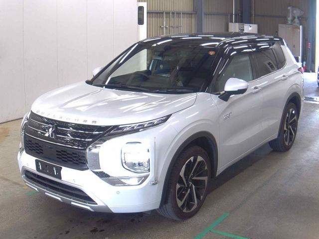Ref:AUX-24892343 MITSUBISHI OUTLANDER PHEV 2023 1 2023 Mitsubishi Outlander Phev pearl gasoline used car Japan export