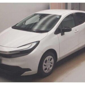 2026 Toyota Aqua pearl gasoline used car Japan export
