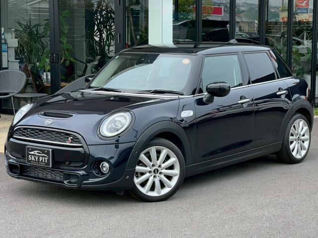 Ref:AUX-24897129 MINI MINI 2020 1 2020 Mini Mini black gasoline used car Japan export