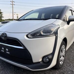 2017 Toyota Sienta pearl gasoline used car Japan export