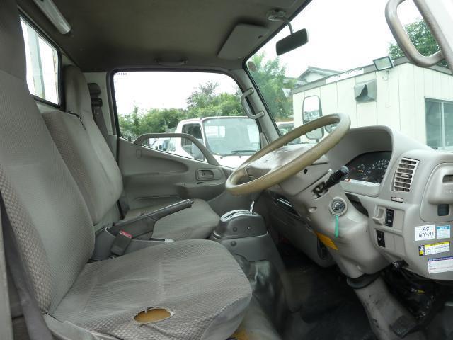 Ref:AUX-24897621 HINO DUTRO 2005 18 Ref:AUX-24897621 HINO DUTRO 2005 - Image 18
