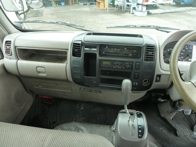 Ref:AUX-24897621 HINO DUTRO 2005 19 Ref:AUX-24897621 HINO DUTRO 2005 - Image 19