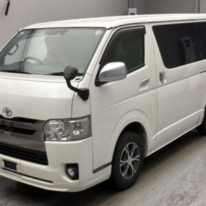 2020 Toyota Hiace Van pearl diesel used car Japan export