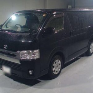 2018 Toyota Hiace Van black diesel used car Japan export