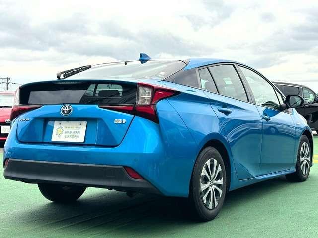 Ref:AUX-24901975 TOYOTA PRIUS 2018 2 Ref:AUX-24901975 TOYOTA PRIUS 2018 - Image 2