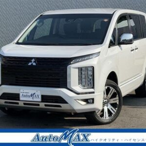 2024 Mitsubishi Delica D:5 pearl diesel used car Japan export