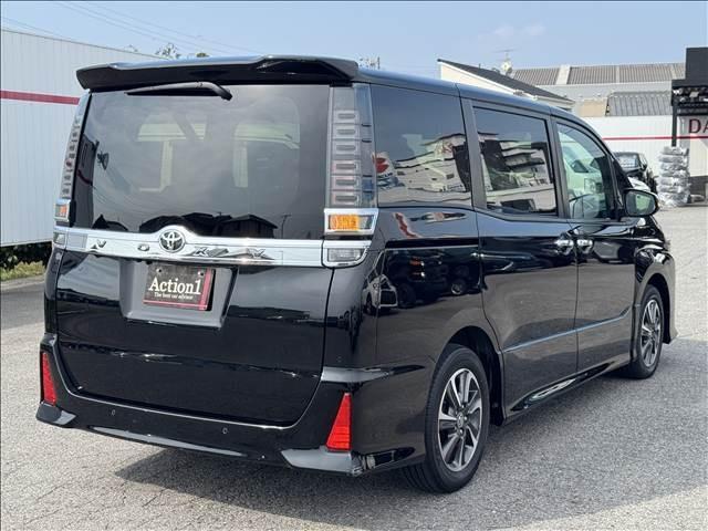 Ref:AUX-24909974 TOYOTA VOXY 2021 6 Ref:AUX-24909974 TOYOTA VOXY 2021 - Image 6