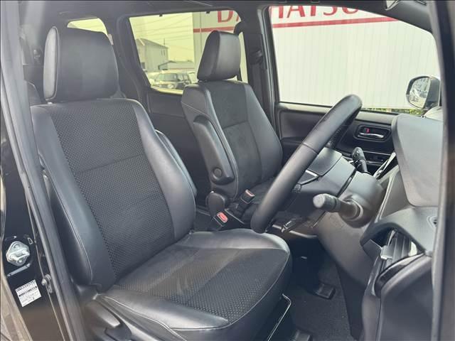 Ref:AUX-24909974 TOYOTA VOXY 2021 9 Ref:AUX-24909974 TOYOTA VOXY 2021 - Image 9
