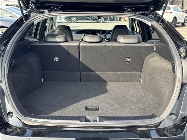 Ref:AUX-24910013 TOYOTA PRIUS 2016 11 Ref:AUX-24910013 TOYOTA PRIUS 2016 - Image 11