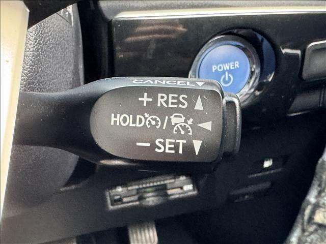 Ref:AUX-24910013 TOYOTA PRIUS 2016 15 Ref:AUX-24910013 TOYOTA PRIUS 2016 - Image 15