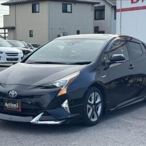 2016 Toyota Prius black hybrid used car Japan export