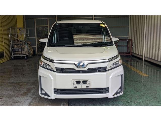 Ref:AUX-24912887 TOYOTA VOXY 2017 3 Ref:AUX-24912887 TOYOTA VOXY 2017 - Image 3
