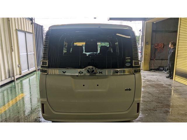 Ref:AUX-24912887 TOYOTA VOXY 2017 5 Ref:AUX-24912887 TOYOTA VOXY 2017 - Image 5