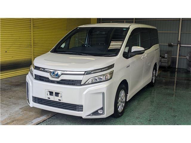Ref:AUX-24912887 TOYOTA VOXY 2017 1 2017 Toyota Voxy pearl hybrid used car Japan export