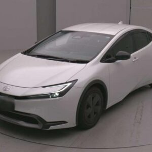 2024 Toyota Prius pearl gasoline used car Japan export