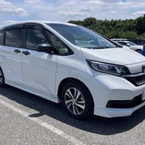 2023 Honda Freed Plus Hybrid pearl gasoline used car Japan export