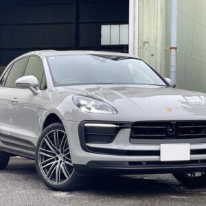 2025 Porsche Macan gray gasoline used car Japan export
