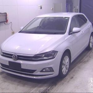 2019 Volkswagen Polo silver gasoline used car Japan export