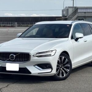 2024 Volvo V60 white gasoline used car Japan export