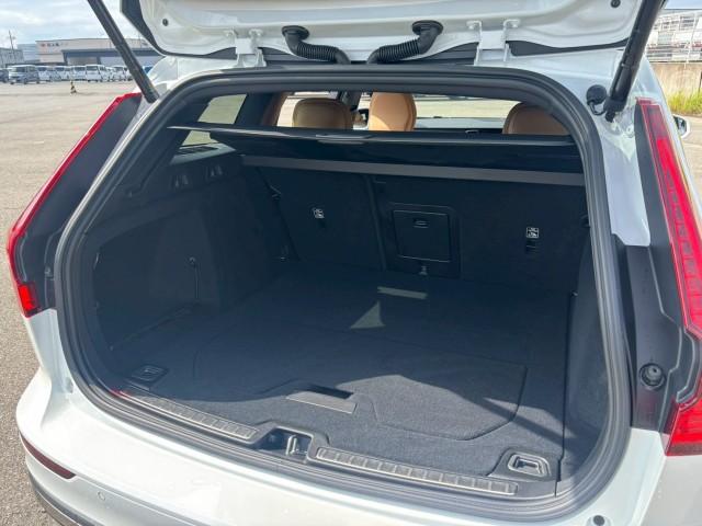 Ref:AUX-24917665 VOLVO V60 2024 9 Ref:AUX-24917665 VOLVO V60 2024 - Image 9