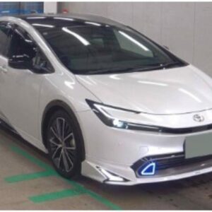 2024 Toyota Prius pearl gasoline used car Japan export