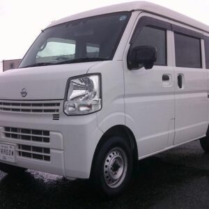 2023 Nissan Nv100Clipper Van white gasoline used car Japan export