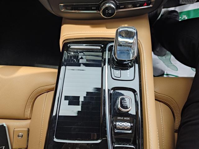 Ref:AUX-24927204 VOLVO V60 2020 8 Ref:AUX-24927204 VOLVO V60 2020 - Image 8