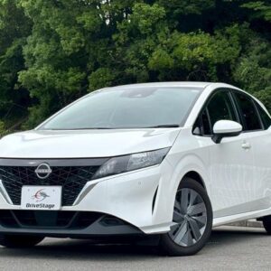 2022 Nissan Note pearl hybrid used car Japan export