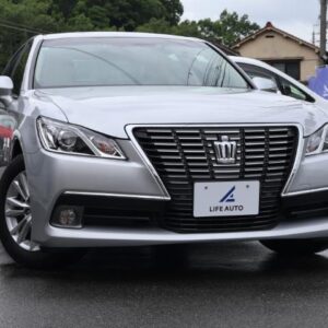 2013 Toyota Crown silver gasoline used car Japan export