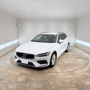 2022 Volvo V60 white gasoline used car Japan export