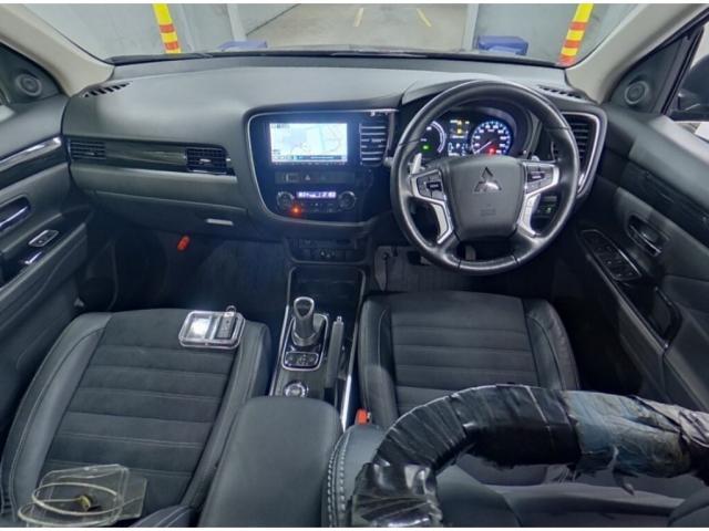 Ref:AUX-24938166 MITSUBISHI OUTLANDER PHEV 2015 3 Ref:AUX-24938166 MITSUBISHI OUTLANDER PHEV 2015 - Image 3