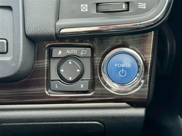 Ref:AUX-24938198 TOYOTA CROWN HYBRID 2017 20 Ref:AUX-24938198 TOYOTA CROWN HYBRID 2017 - Image 20