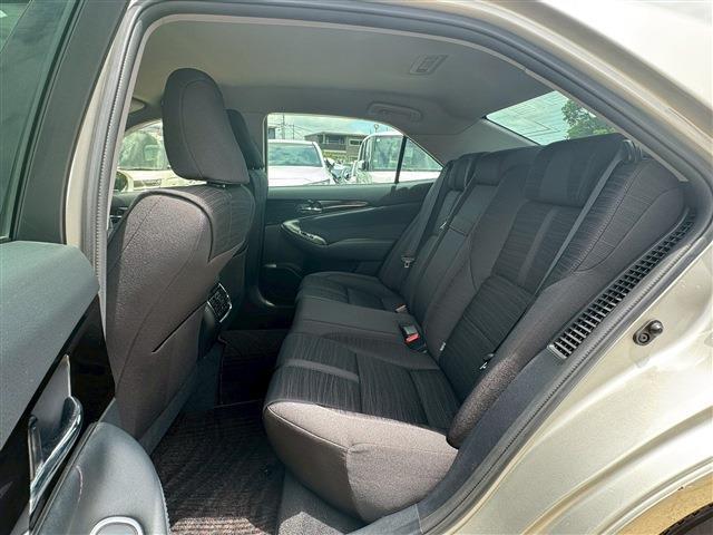 Ref:AUX-24938198 TOYOTA CROWN HYBRID 2017 6 Ref:AUX-24938198 TOYOTA CROWN HYBRID 2017 - Image 6