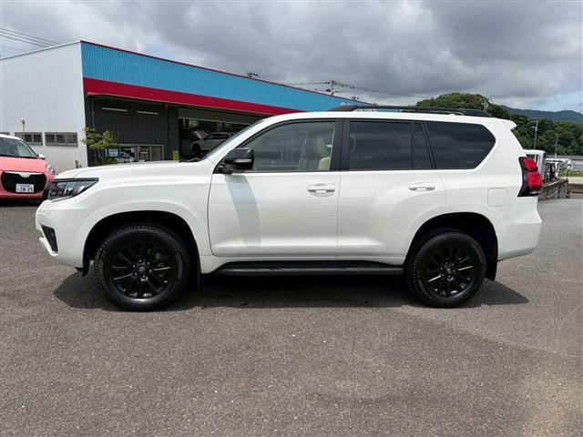 Ref:AUX-24938200 TOYOTA LAND CRUISER PRADO 2024 9 Ref:AUX-24938200 TOYOTA LAND CRUISER PRADO 2024 - Image 9
