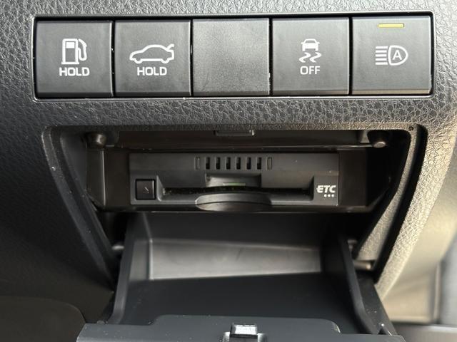Ref:AUX-24938222 TOYOTA CAMRY 2022 10 Ref:AUX-24938222 TOYOTA CAMRY 2022 - Image 10