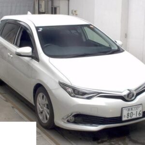 2015 Toyota Auris pearl gasoline used car Japan export
