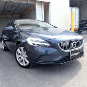 2016 Volvo V40 blue gasoline used car Japan export