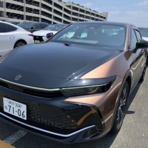 2023 Toyota Crown Crossover tea gasoline used car Japan export