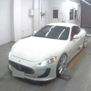 2008 Maserati Gran Turismo white gasoline used car Japan export