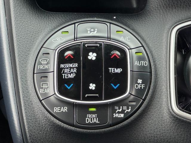 Ref:AUX-24947526 TOYOTA VOXY 2015 18 Ref:AUX-24947526 TOYOTA VOXY 2015 - Image 18