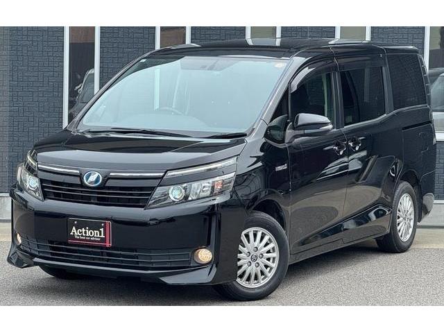 Ref:AUX-24947526 TOYOTA VOXY 2015 1 2015 Toyota Voxy black hybrid used car Japan export