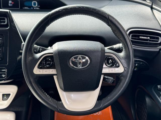 Ref:AUX-24947529 TOYOTA PRIUS 2016 12 Ref:AUX-24947529 TOYOTA PRIUS 2016 - Image 12