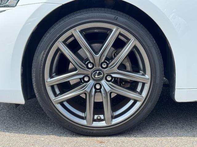 Ref:AUX-24947530 LEXUS IS 2018 8 Ref:AUX-24947530 LEXUS IS 2018 - Image 8